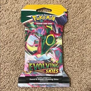 Pokemon TCG: Sword & Shield Evolving Skies Booster Pack (10 Cards)
